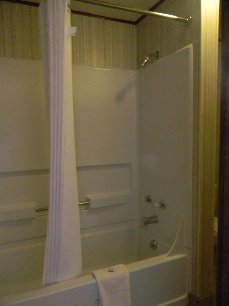 Abc Motel 甘尼森 外观 照片